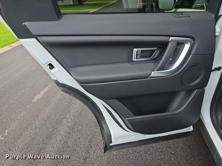 image for item FH6186 2017 Land Rover Discovery Sport SUV