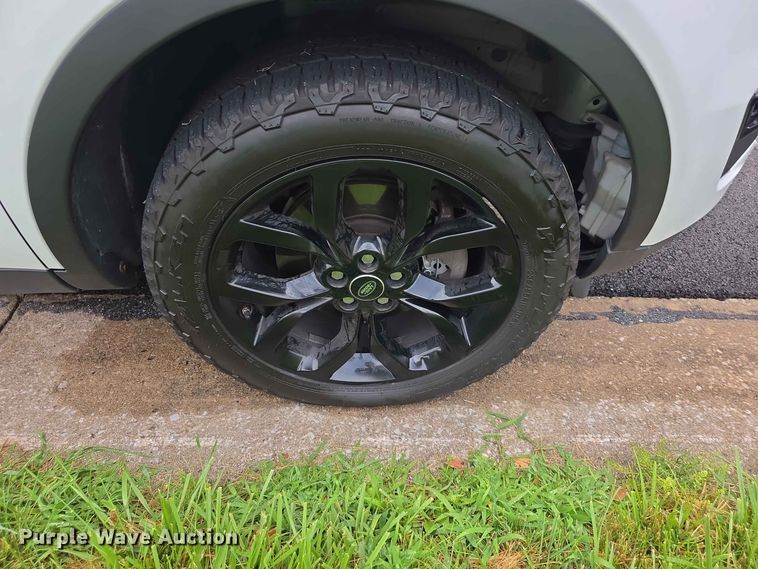 image for item FH6186 2017 Land Rover Discovery Sport SUV