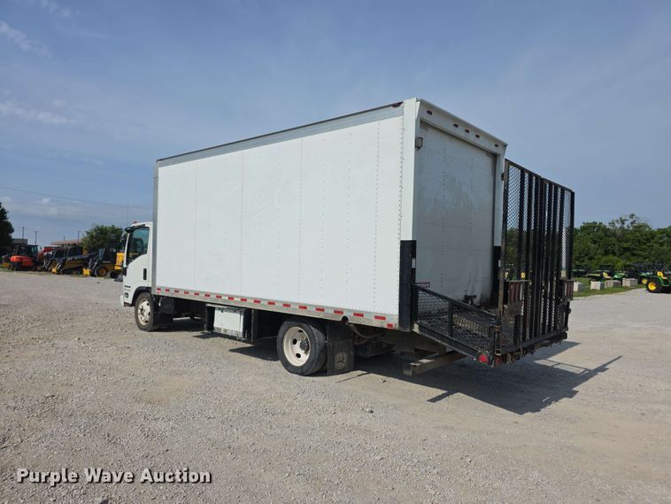image for item FH6234 2017 Isuzu NPR box truck