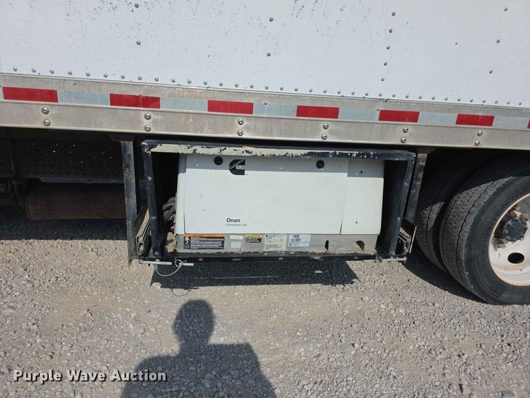 image for item FH6234 2017 Isuzu NPR box truck