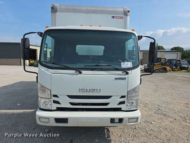 image for item FH6234 2017 Isuzu NPR box truck