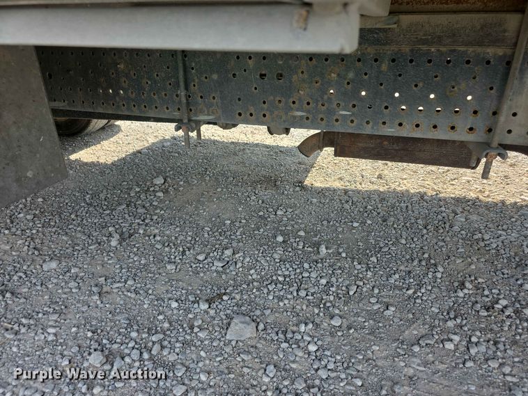 image for item FH6234 2017 Isuzu NPR box truck