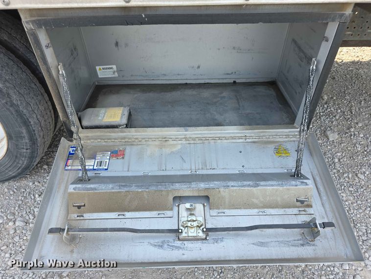 image for item FH6234 2017 Isuzu NPR box truck