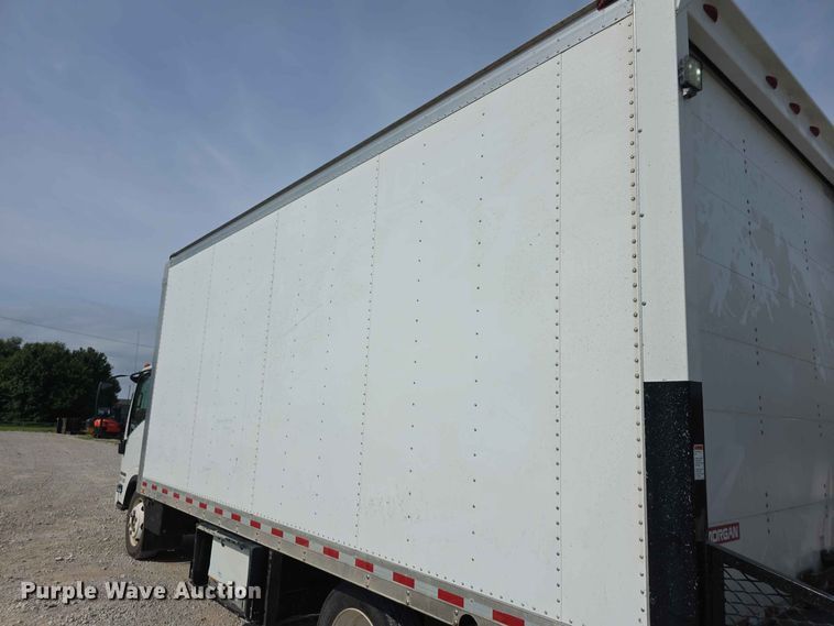 image for item FH6234 2017 Isuzu NPR box truck