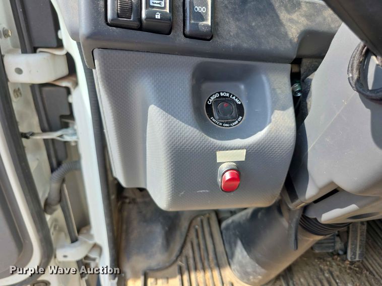 image for item FH6234 2017 Isuzu NPR box truck