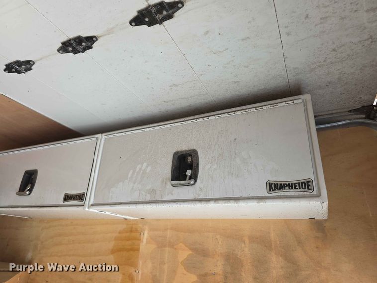 image for item FH6234 2017 Isuzu NPR box truck