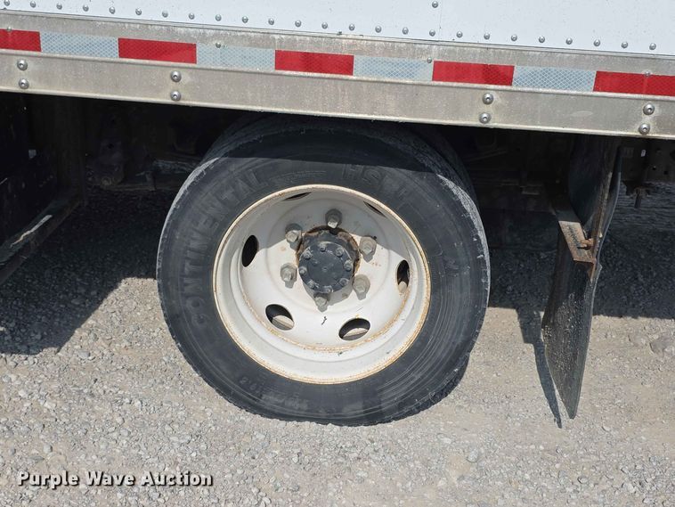 image for item FH6234 2017 Isuzu NPR box truck