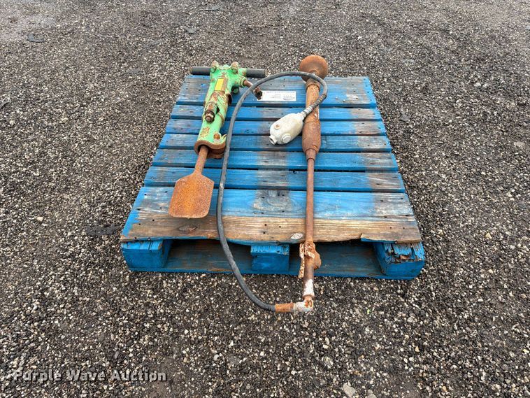 image for item FI0245 Tools