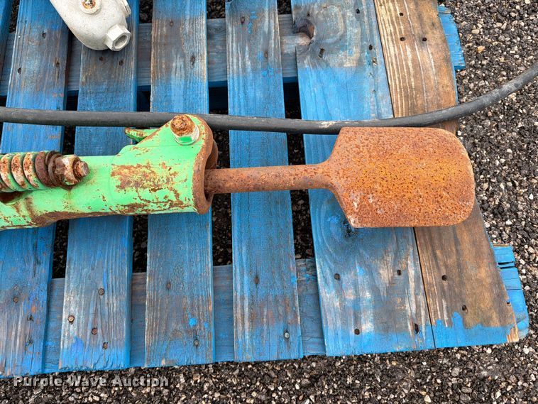 image for item FI0245 Tools