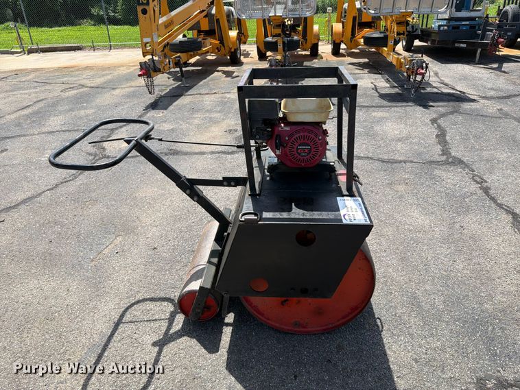 image for item FI0257 Textron 7990300 sod roller