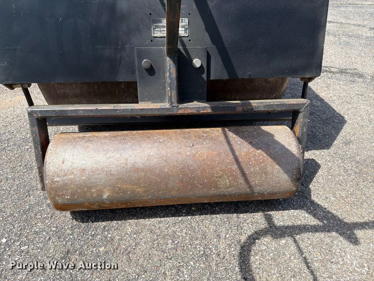 image for item FI0257 Textron 7990300 sod roller