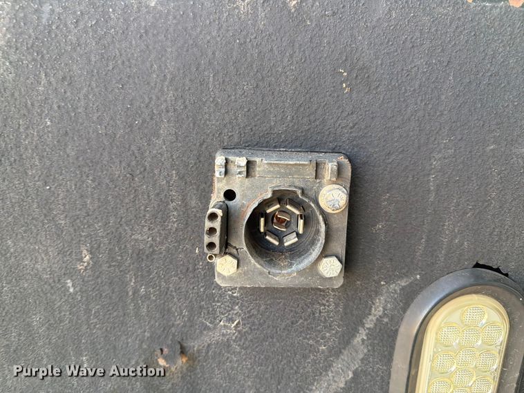image for item FI0260 Pickup flatbed