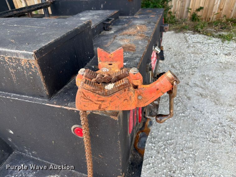 image for item FI0260 Pickup flatbed