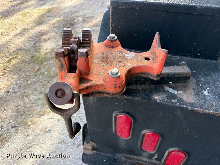 image for item FI0260 Pickup flatbed