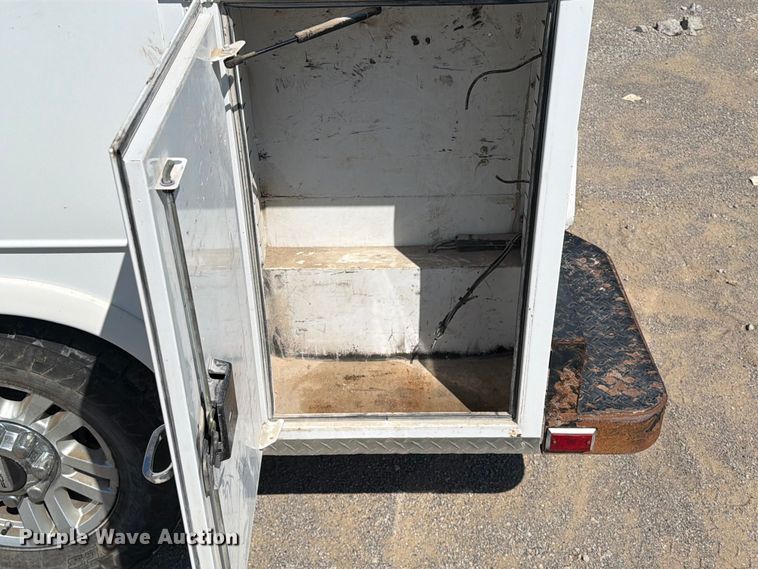 image for item FI0273 2017 Ford F250 Super Duty Ext. Cab utility bed pickup truck