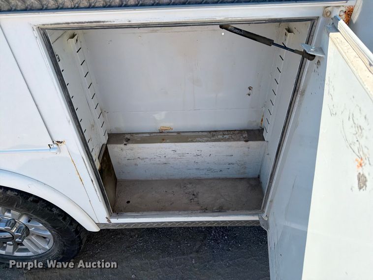 image for item FI0273 2017 Ford F250 Super Duty Ext. Cab utility bed pickup truck