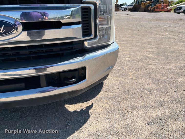 image for item FI0273 2017 Ford F250 Super Duty Ext. Cab utility bed pickup truck