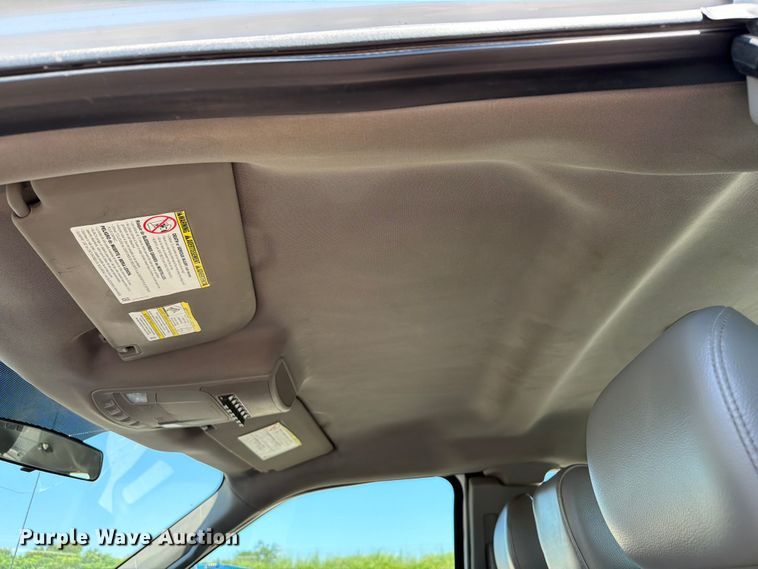 image for item FI0273 2017 Ford F250 Super Duty Ext. Cab utility bed pickup truck