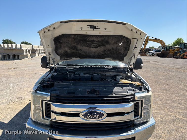 image for item FI0273 2017 Ford F250 Super Duty Ext. Cab utility bed pickup truck