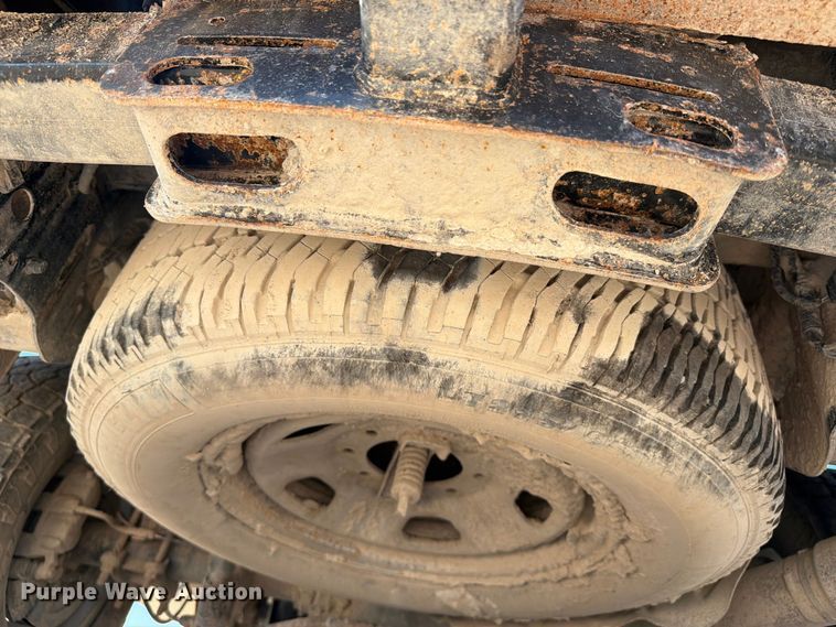 image for item FI0273 2017 Ford F250 Super Duty Ext. Cab utility bed pickup truck