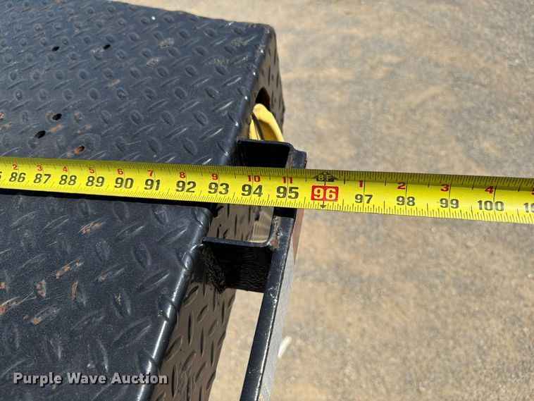image for item FI0274 2016 Ford F350 Super Duty Ext. Cab flatbed pickup truck