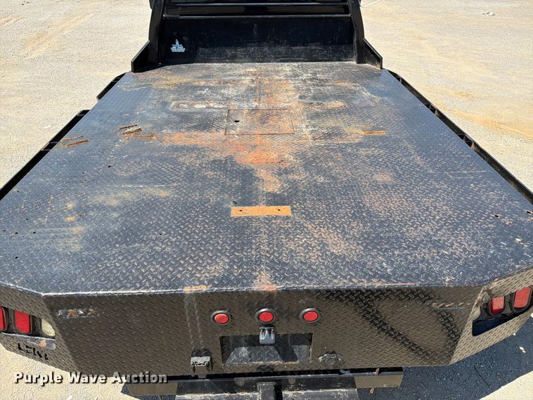 image for item FI0274 2016 Ford F350 Super Duty Ext. Cab flatbed pickup truck