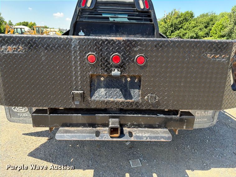 image for item FI0274 2016 Ford F350 Super Duty Ext. Cab flatbed pickup truck