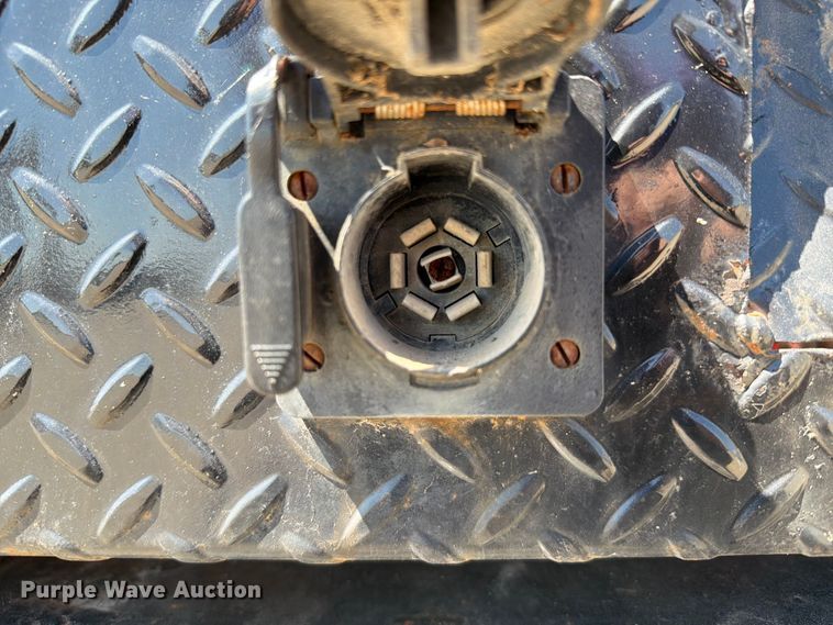 image for item FI0274 2016 Ford F350 Super Duty Ext. Cab flatbed pickup truck