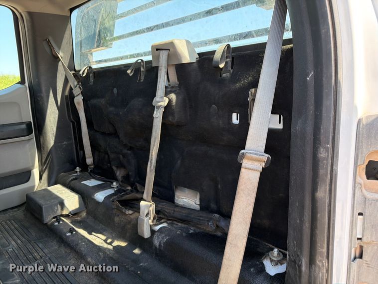 image for item FI0275 2017 Ford F550 Super Duty Ext. Cab flatbed truck