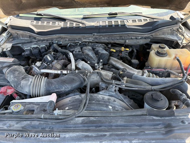 image for item FI0275 2017 Ford F550 Super Duty Ext. Cab flatbed truck