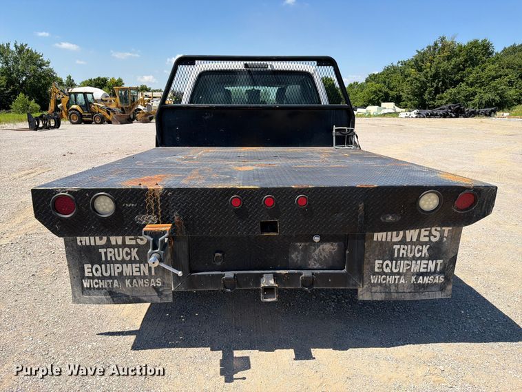 image for item FI0276 2016 Ford F350 Super Duty Crew Cab flatbed pickup truck