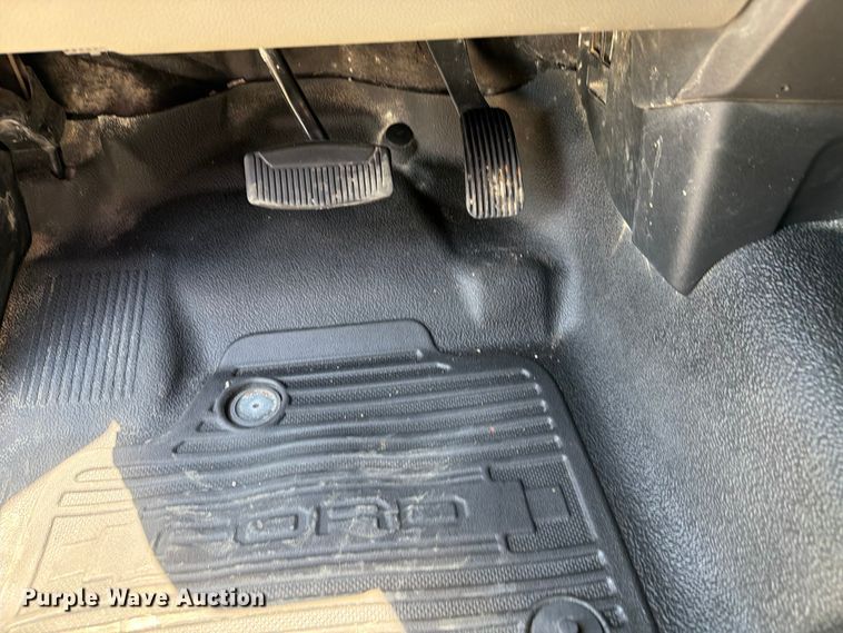 image for item FI0277 2021 Ford F250 Super Duty Ext. Cab pickup truck