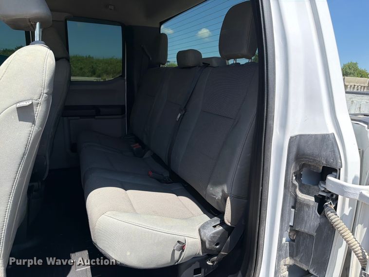 image for item FI0277 2021 Ford F250 Super Duty Ext. Cab pickup truck