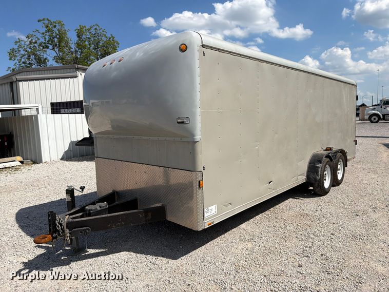 image for item FI0280 1998 Wells Cargo enclosed cargo trailer