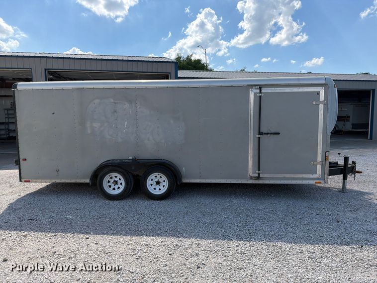 image for item FI0280 1998 Wells Cargo enclosed cargo trailer