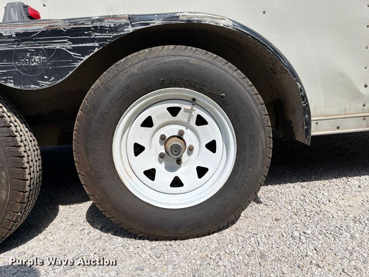 image for item FI0280 1998 Wells Cargo enclosed cargo trailer