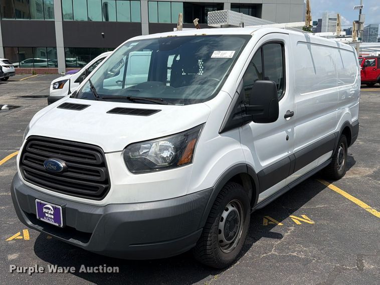 2017 Ford Transit 150 van