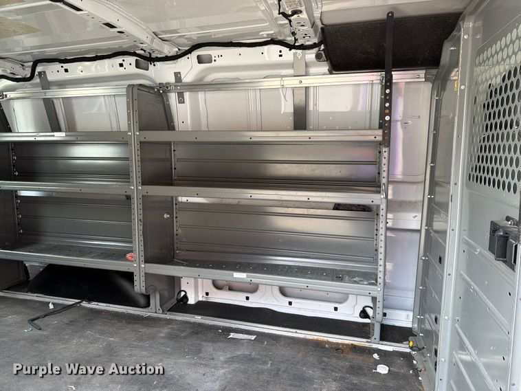 image for item FI1007 2017 Ford Transit 150 van