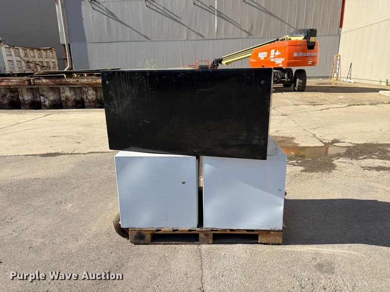 image for item FK3056 (3) Buyers toolboxes