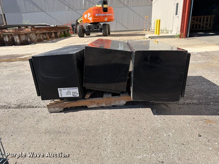 image for item FK3058 (3) Golbreath toolboxes