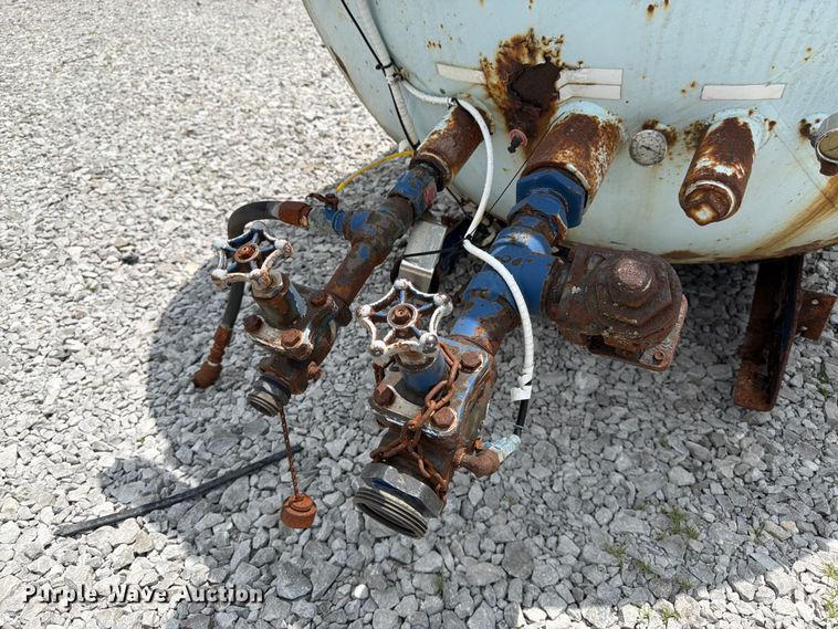 image for item FK3061 Trinity Industries, Inc. propane tank