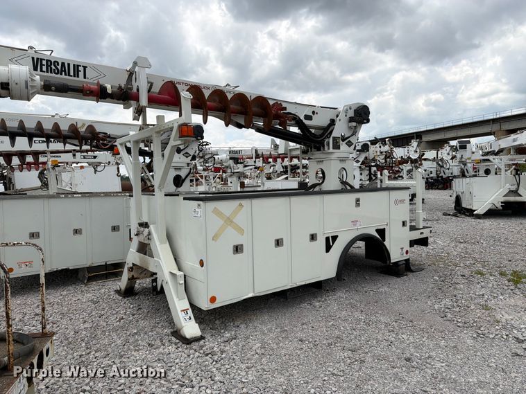 image for item FK3062 B&G Bodies digger derrick truck bed