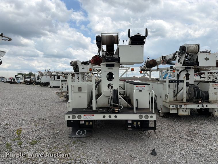 image for item FK3062 B&G Bodies digger derrick truck bed