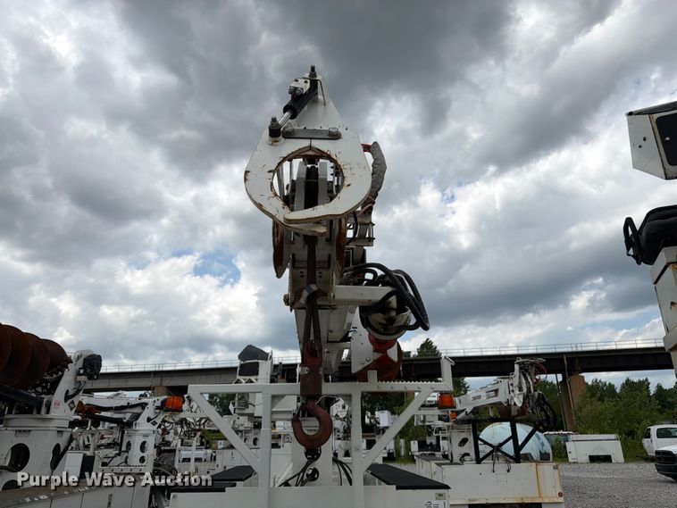 image for item FK3062 B&G Bodies digger derrick truck bed