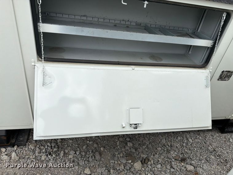 image for item FK3062 B&G Bodies digger derrick truck bed
