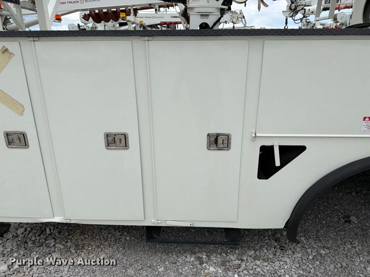 image for item FK3062 B&G Bodies digger derrick truck bed