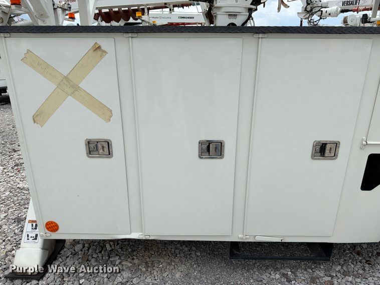 image for item FK3062 B&G Bodies digger derrick truck bed
