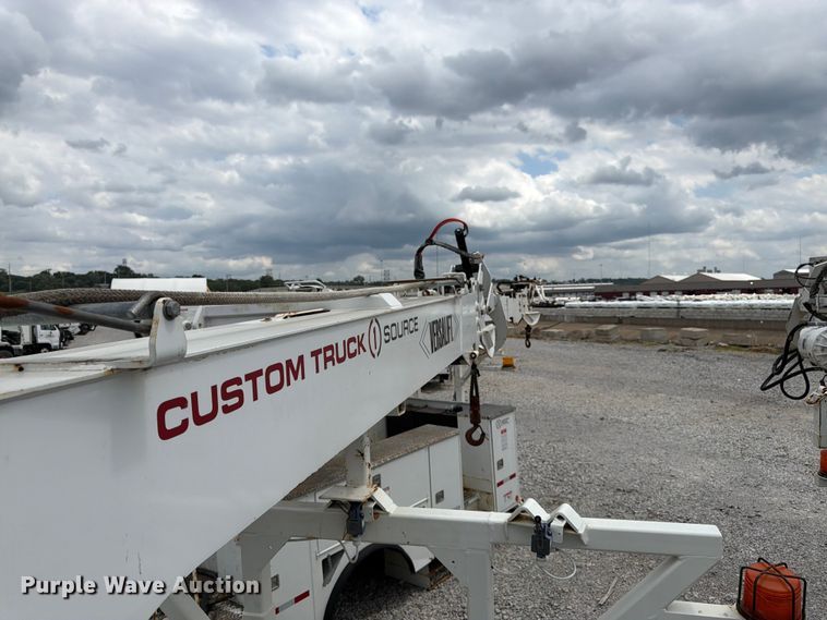 image for item FK3062 B&G Bodies digger derrick truck bed
