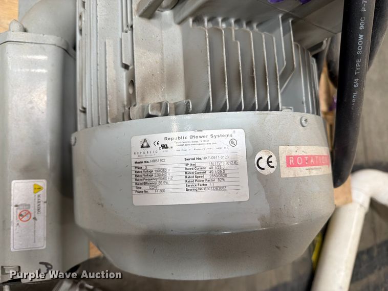 image for item FK3077 (2) Republic Blower System HRB1102 vacuum pumps