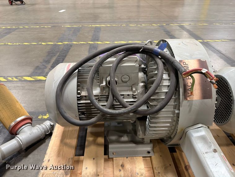 image for item FK3077 (2) Republic Blower System HRB1102 vacuum pumps